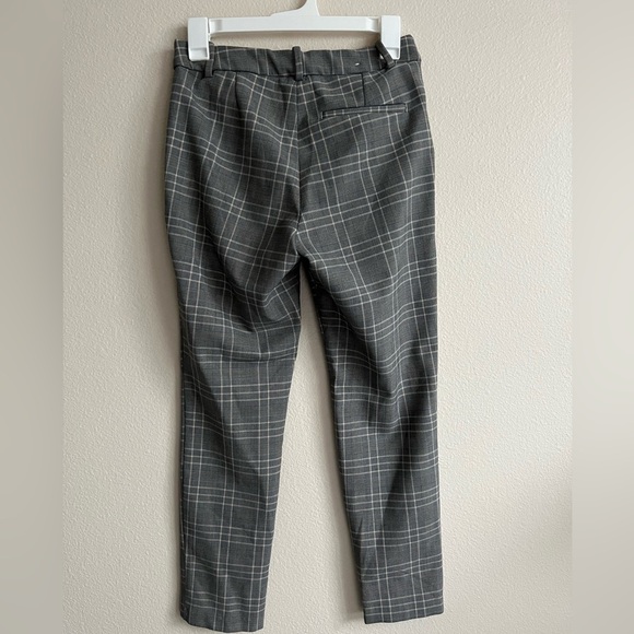 H&M Gray Plaid Slacks Regular Waist Ankle Length - Picture 3 of 5